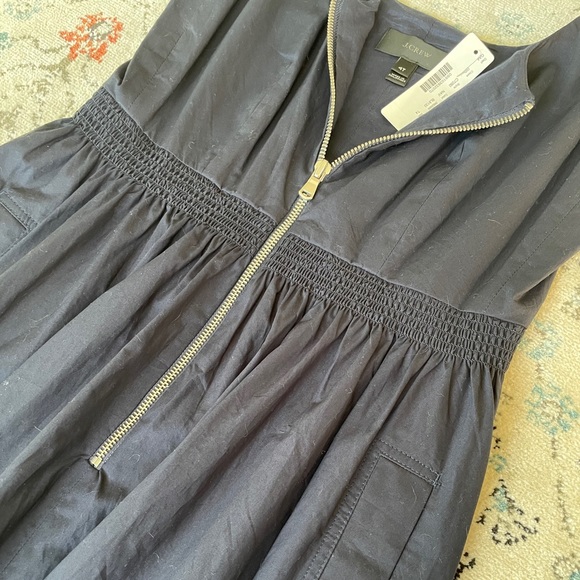 🌸8. Jcrew 4 tall navy dress
Cotton - Picture 9 of 11